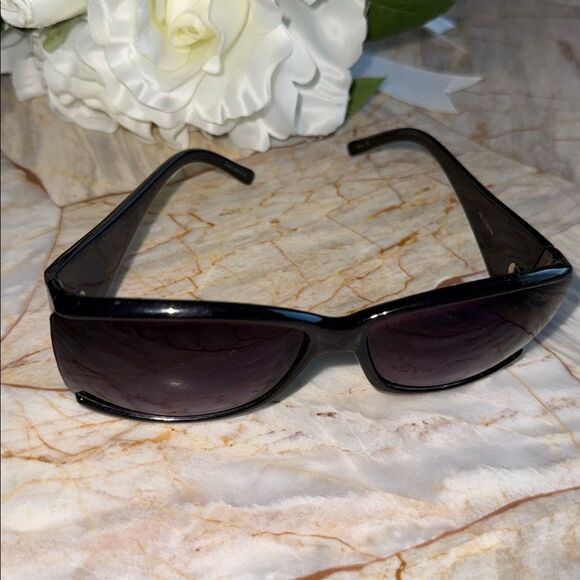 Jones New York Black Sunglasses main image 7